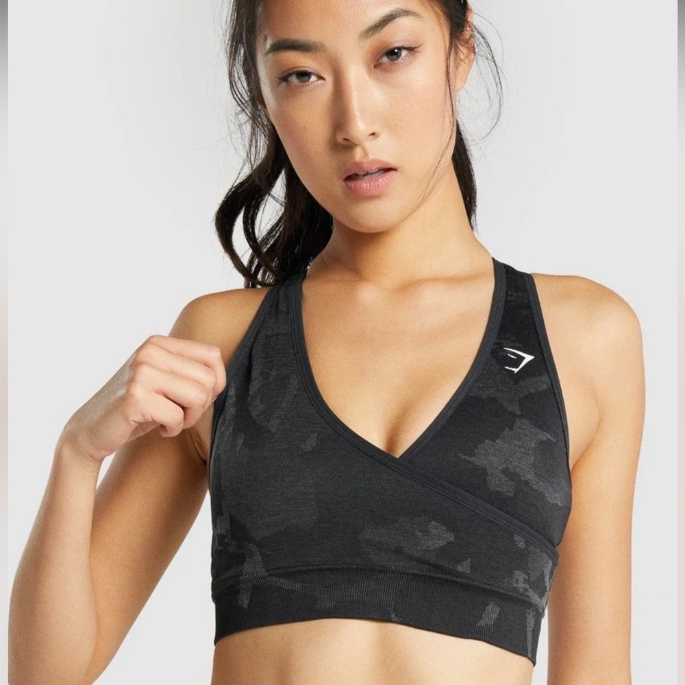 Gymshark Adapt Black Double Cross Back Camo Sports Bra w/Padding EUC S - Picture 2 of 9